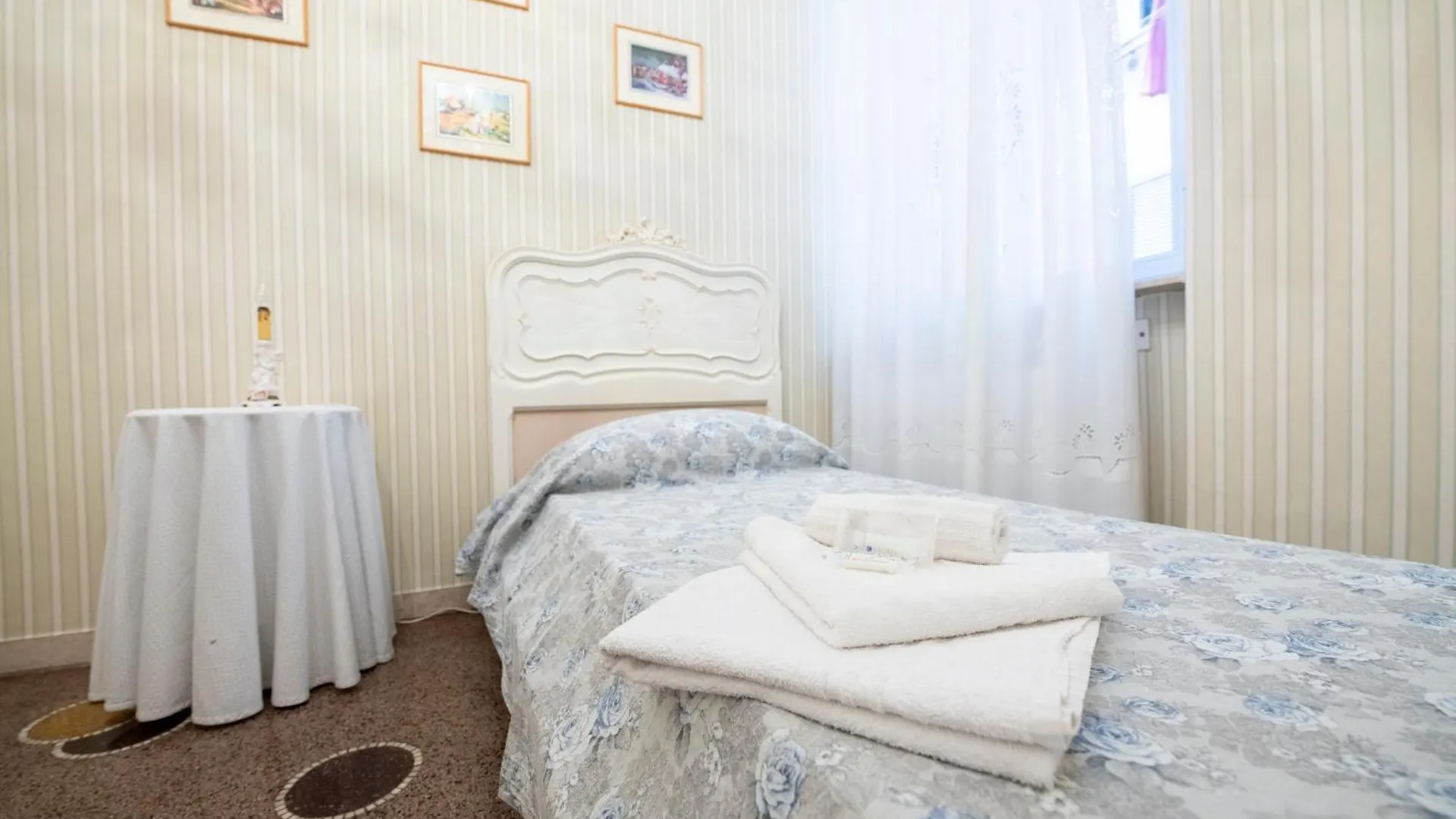 271- Tearoom House - A 10Minuti Dall'Acquario Di Genova Apartment