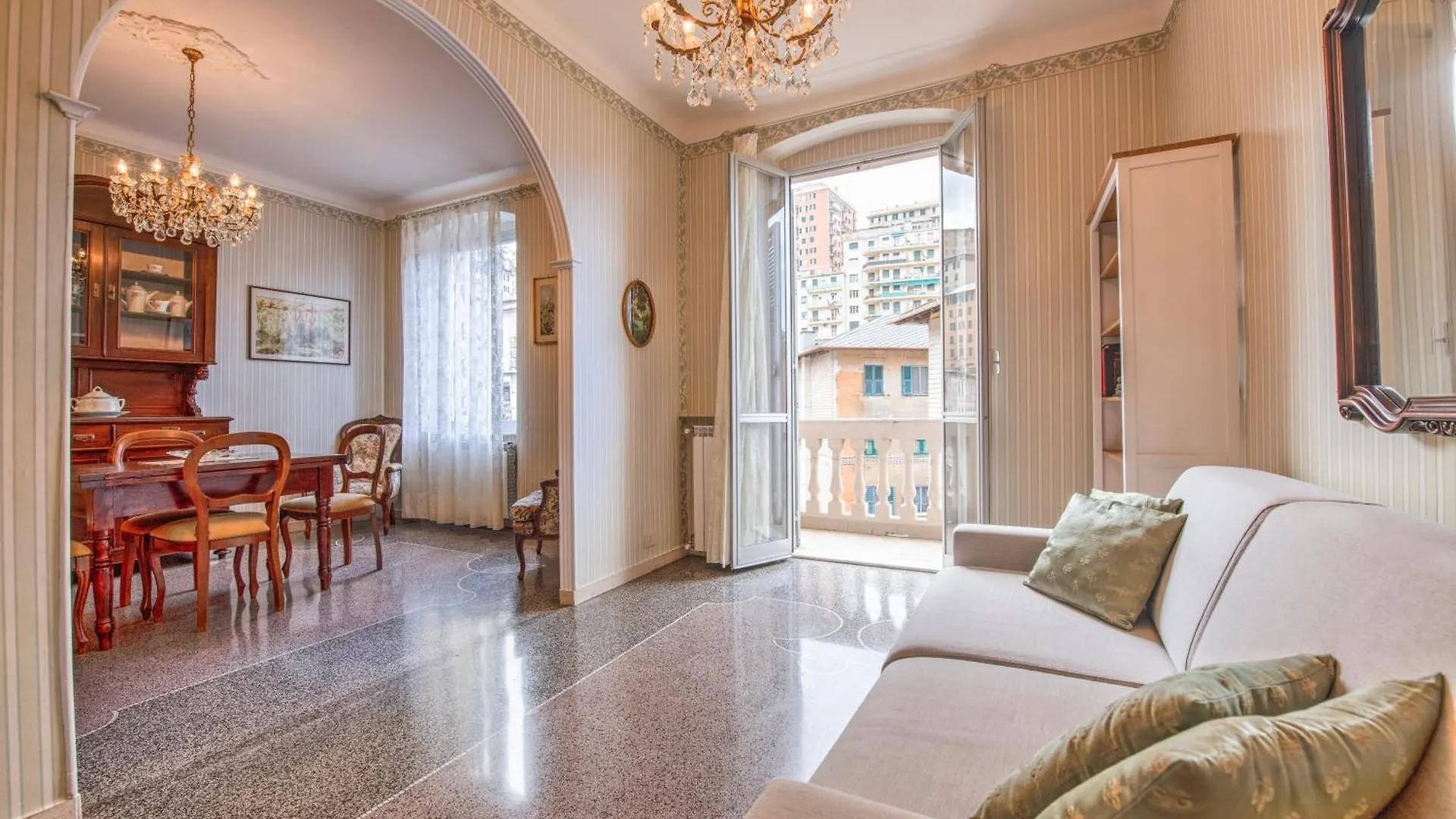 271- Tearoom House - A 10Minuti Dall\'Acquario Di Genova contacts